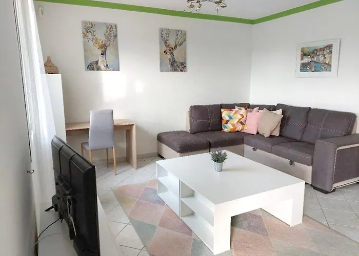 Spacieuse à Saint-nazaire Avec Piscine Privée Villa
