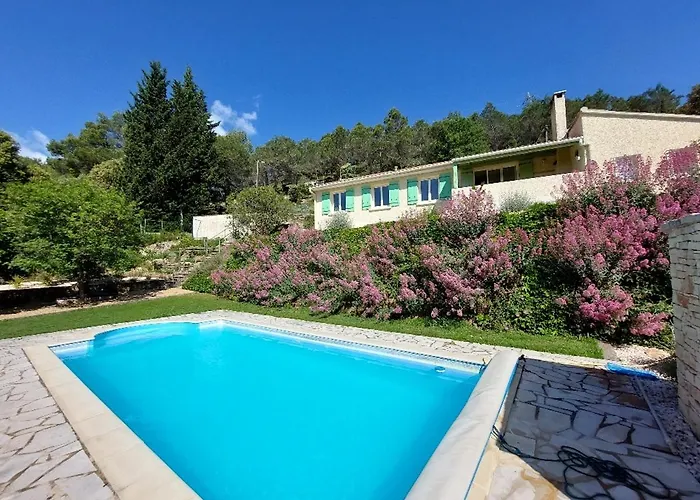 Villa Spacieuse à Saint-nazaire Avec Piscine Privée Saint-Nazaire (Gard)